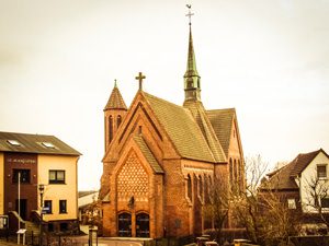 St Bonifatius Kirche Bergen – kirchlich heiraten auf Rügen an der Ostsee | Hochzeitsportal Rügen